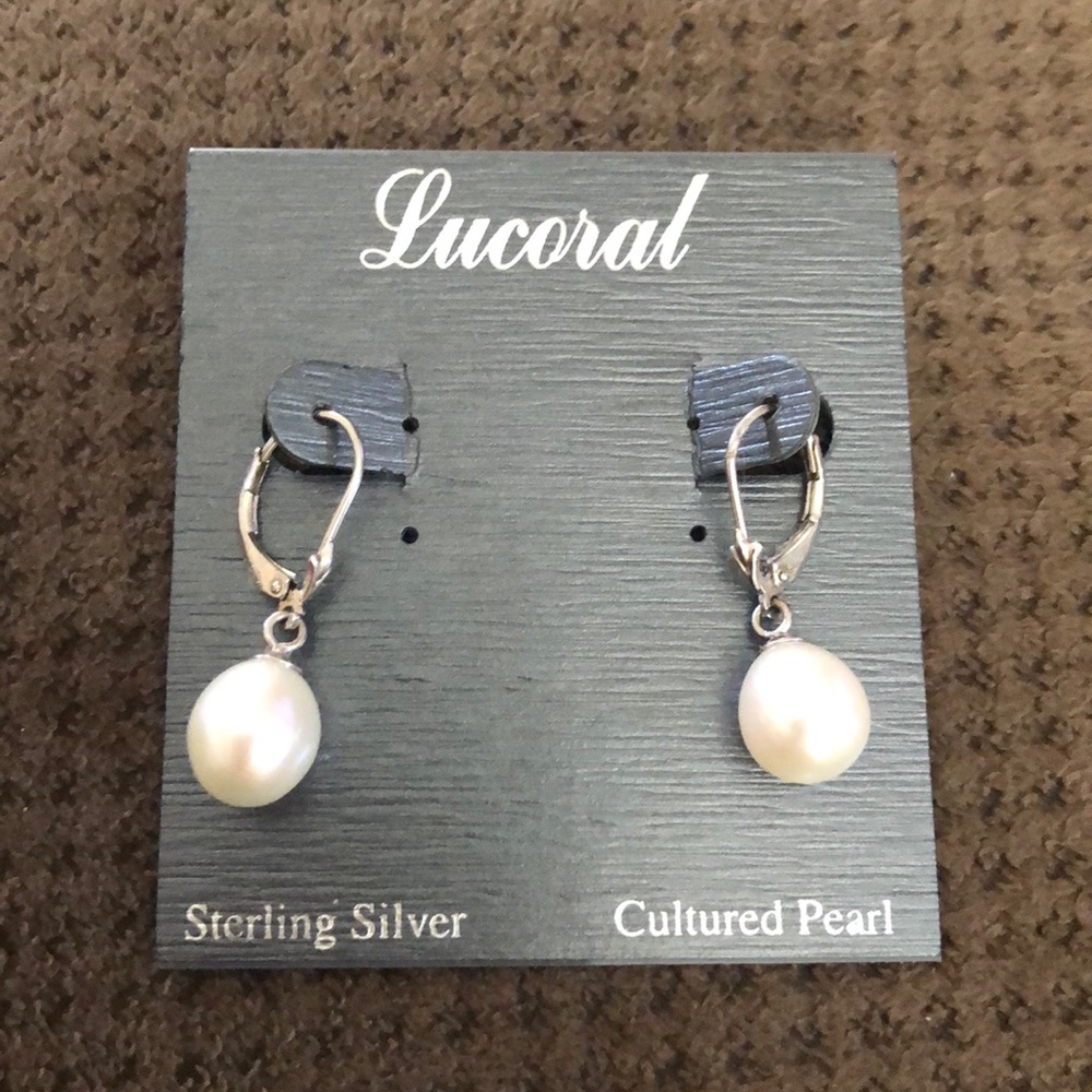 Sterling silver and pearl earrings
